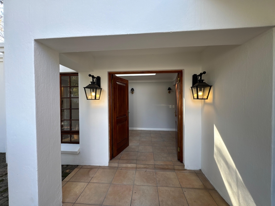 To Let 3 Bedroom Property for Rent in Bryanston East Gauteng