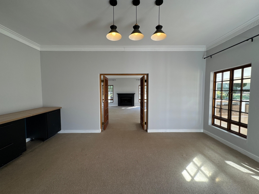 To Let 3 Bedroom Property for Rent in Bryanston East Gauteng