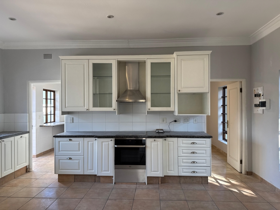 To Let 3 Bedroom Property for Rent in Bryanston East Gauteng