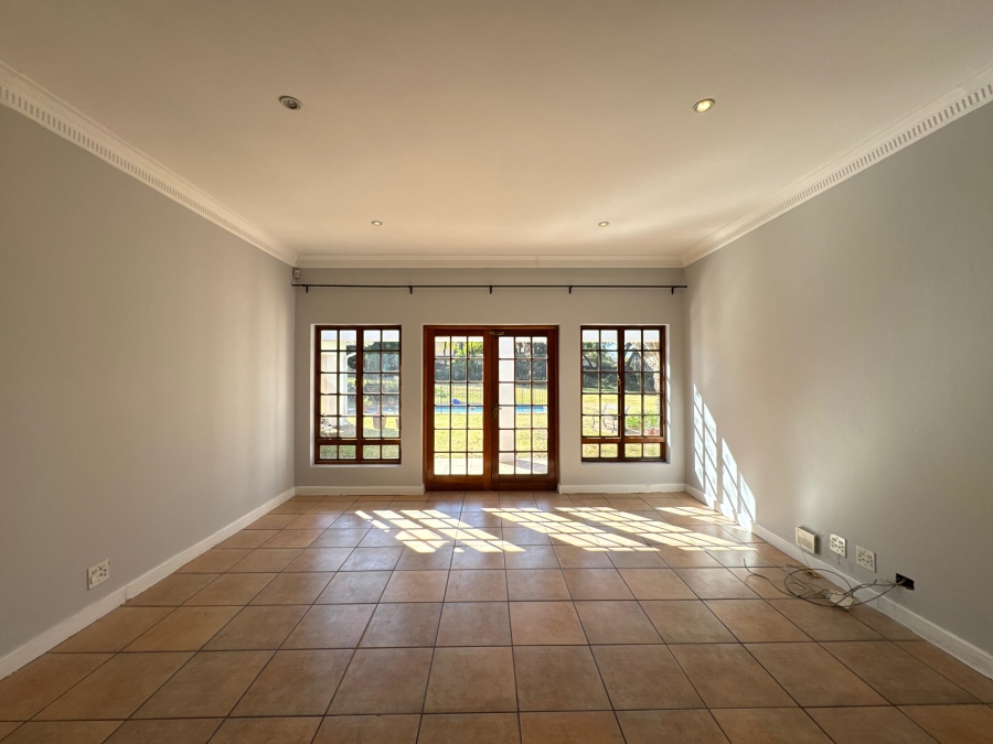 To Let 3 Bedroom Property for Rent in Bryanston East Gauteng