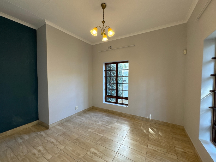 To Let 3 Bedroom Property for Rent in Bryanston East Gauteng