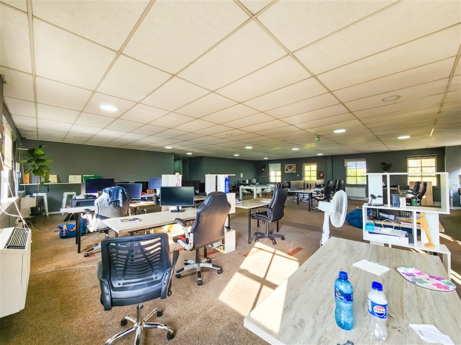 To Let commercial Property for Rent in Fourways Gauteng