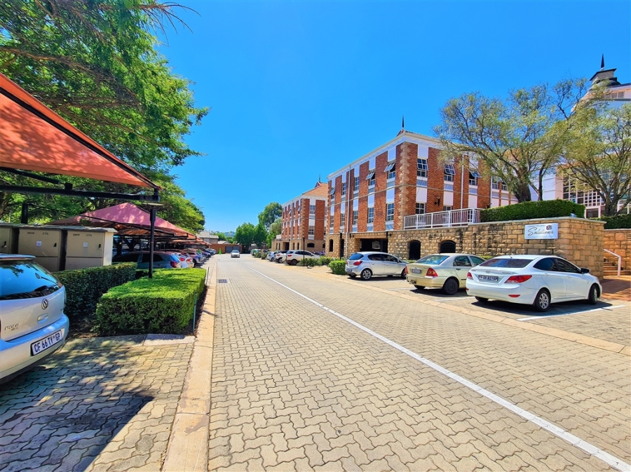 To Let commercial Property for Rent in Fourways Gauteng