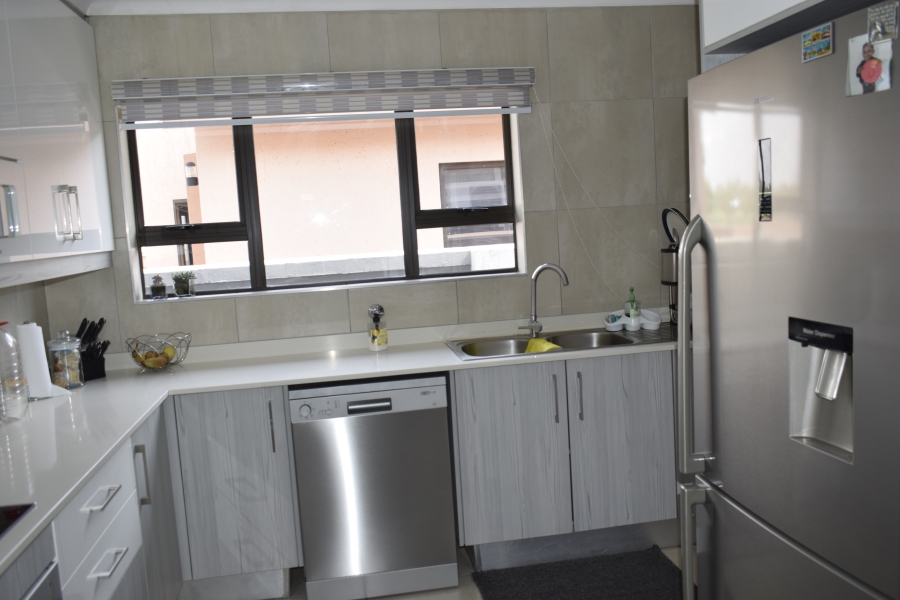 3 Bedroom Property for Sale in Helderwyk Gauteng
