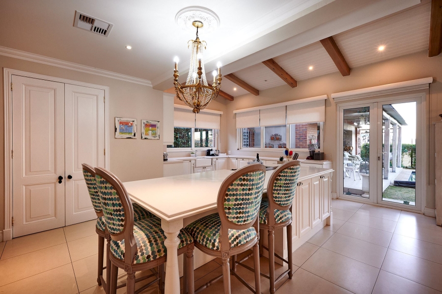 5 Bedroom Property for Sale in Waterfall Country Estate Gauteng