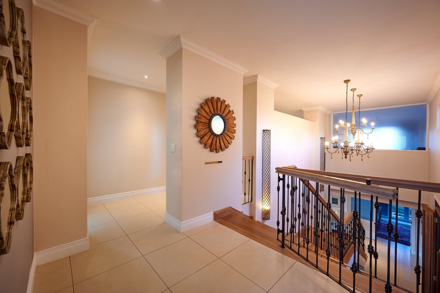 5 Bedroom Property for Sale in Waterfall Country Estate Gauteng