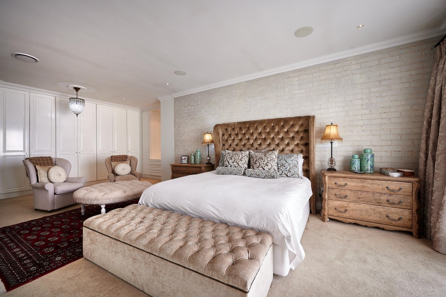 5 Bedroom Property for Sale in Waterfall Country Estate Gauteng