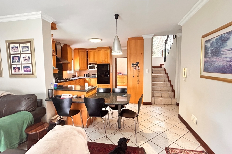7 Bedroom Property for Sale in Waterkloof Ridge Gauteng