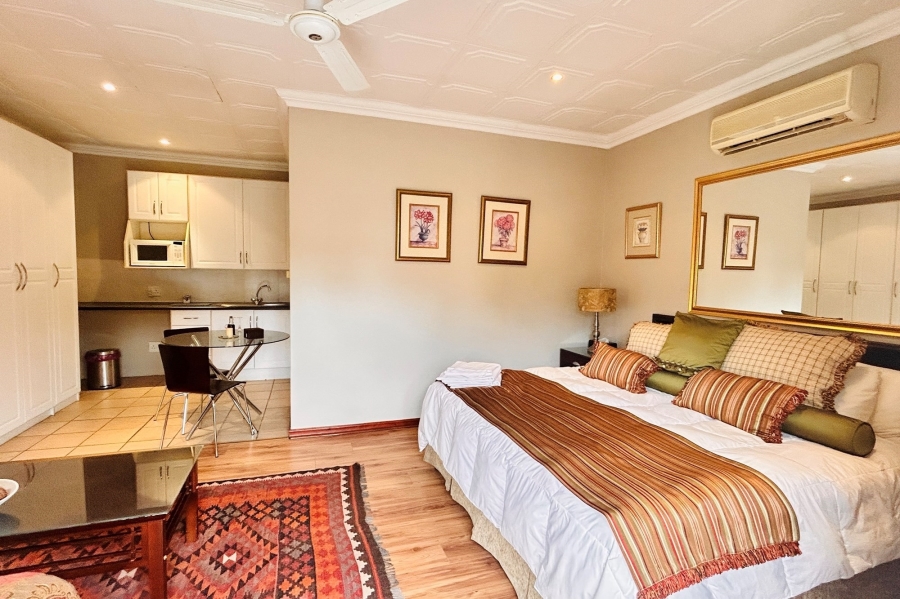 7 Bedroom Property for Sale in Waterkloof Ridge Gauteng