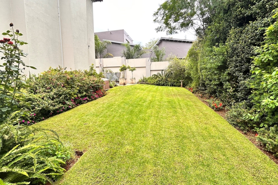 7 Bedroom Property for Sale in Waterkloof Ridge Gauteng