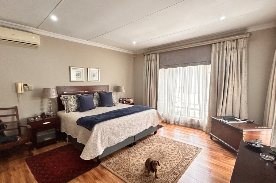 7 Bedroom Property for Sale in Waterkloof Ridge Gauteng