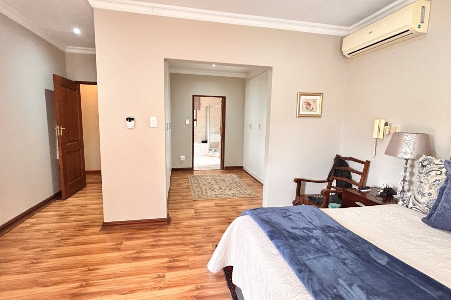7 Bedroom Property for Sale in Waterkloof Ridge Gauteng