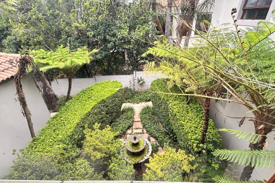 7 Bedroom Property for Sale in Waterkloof Ridge Gauteng