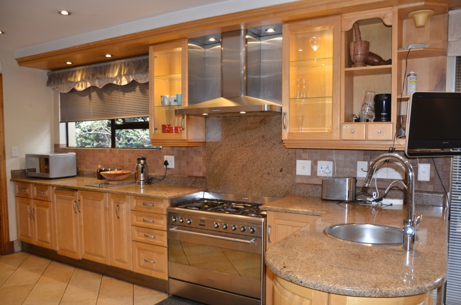 To Let 3 Bedroom Property for Rent in Bedfordview Gauteng