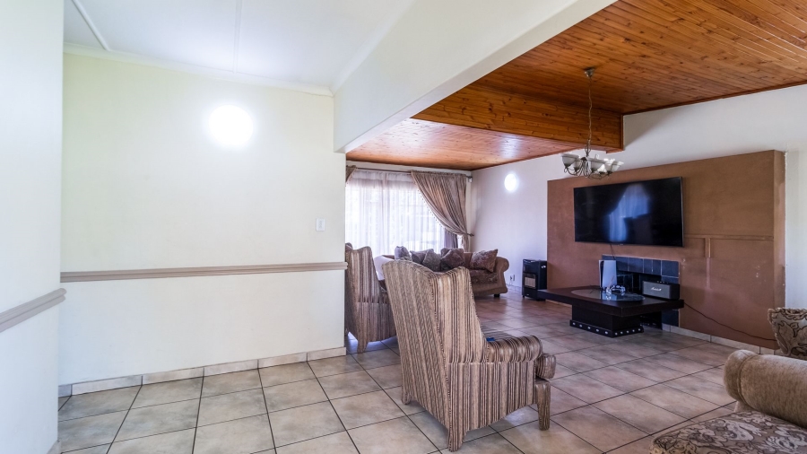 4 Bedroom Property for Sale in Edendale Gauteng