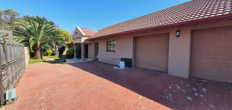 3 Bedroom Property for Sale in Albemarle Gauteng