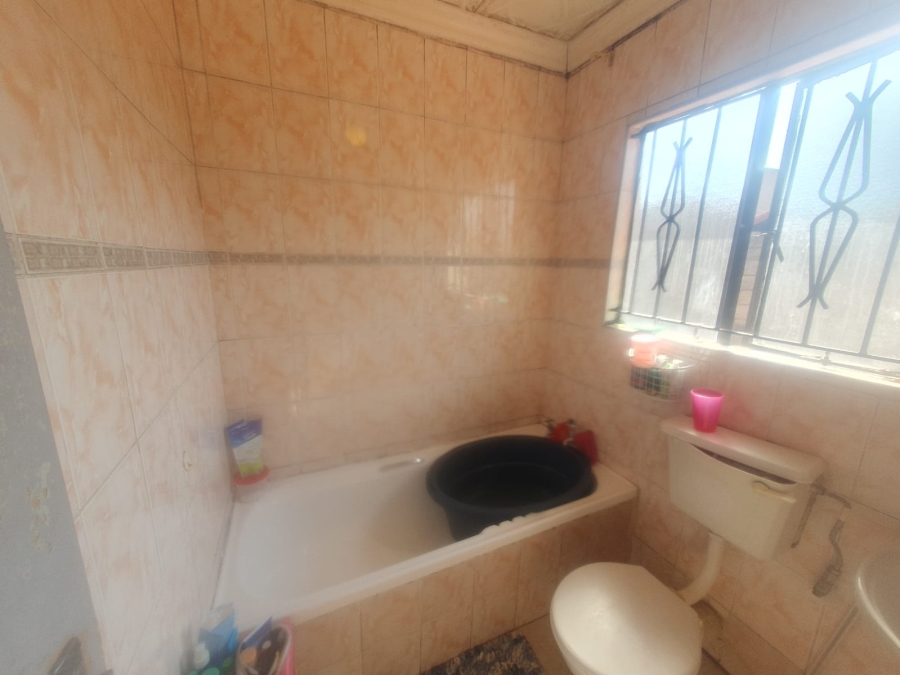 2 Bedroom Property for Sale in Dobsonville Ext 4 Gauteng