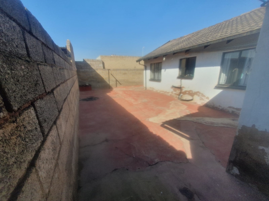 2 Bedroom Property for Sale in Dobsonville Ext 4 Gauteng