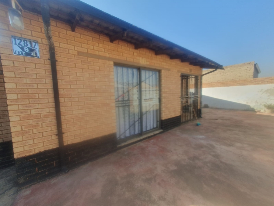 2 Bedroom Property for Sale in Dobsonville Ext 4 Gauteng