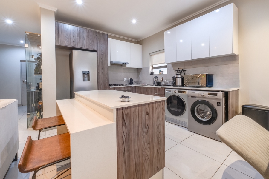 3 Bedroom Property for Sale in Bryanston Gauteng