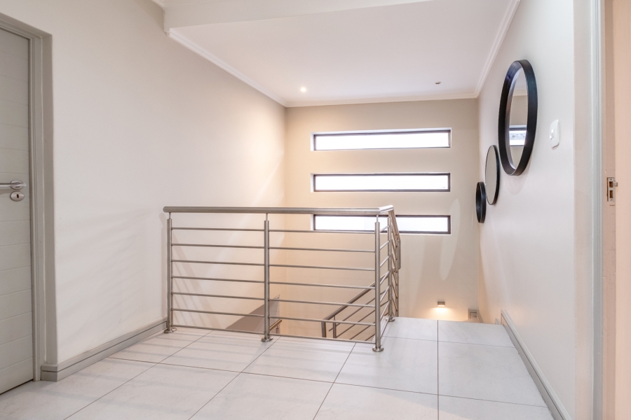 3 Bedroom Property for Sale in Bryanston Gauteng