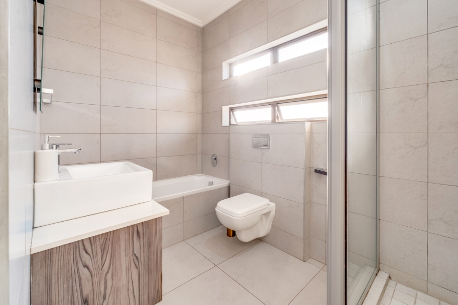 3 Bedroom Property for Sale in Bryanston Gauteng