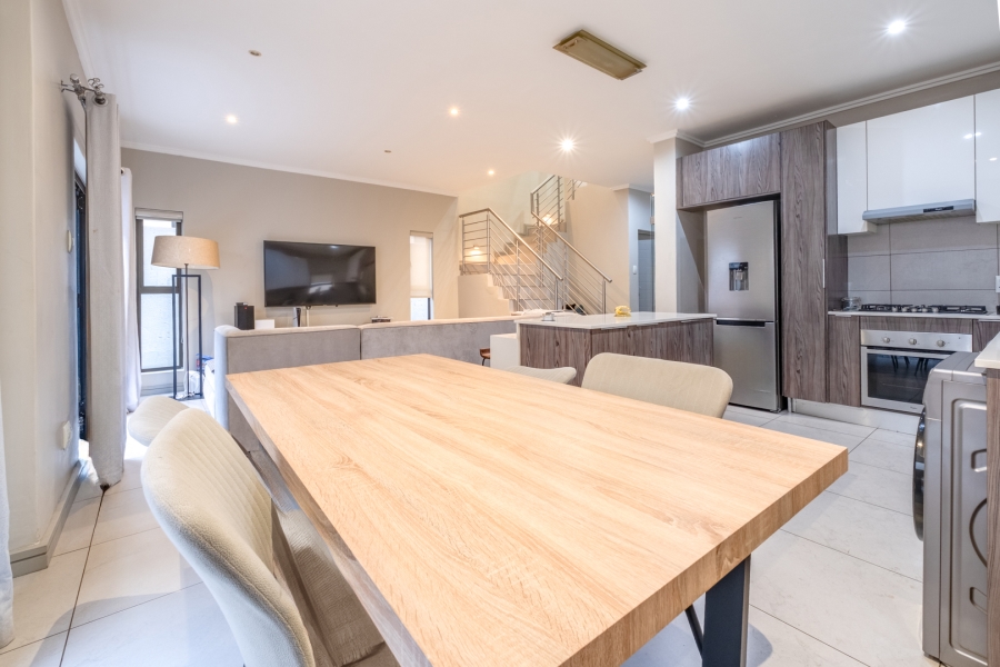 3 Bedroom Property for Sale in Bryanston Gauteng