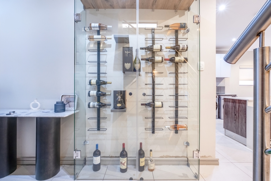 3 Bedroom Property for Sale in Bryanston Gauteng