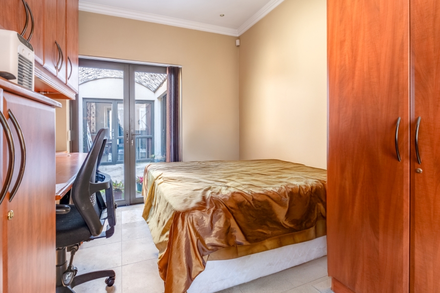 4 Bedroom Property for Sale in Khyber Rock Gauteng