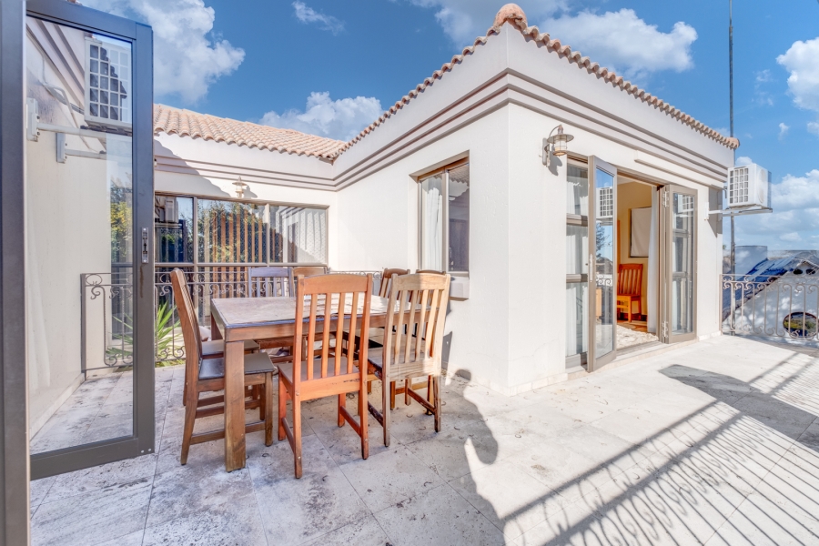 4 Bedroom Property for Sale in Khyber Rock Gauteng