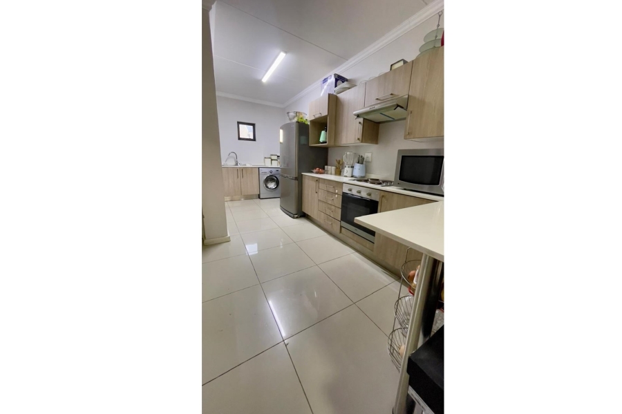 To Let 2 Bedroom Property for Rent in Halfway Gardens Gauteng