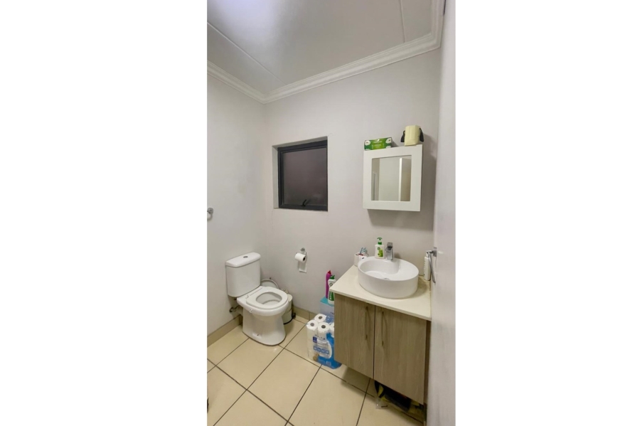 To Let 2 Bedroom Property for Rent in Halfway Gardens Gauteng