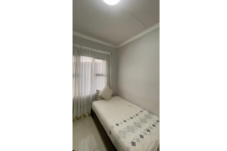 To Let 2 Bedroom Property for Rent in Halfway Gardens Gauteng