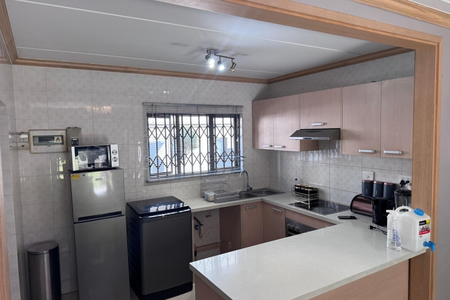 To Let 2 Bedroom Property for Rent in Halfway Gardens Gauteng