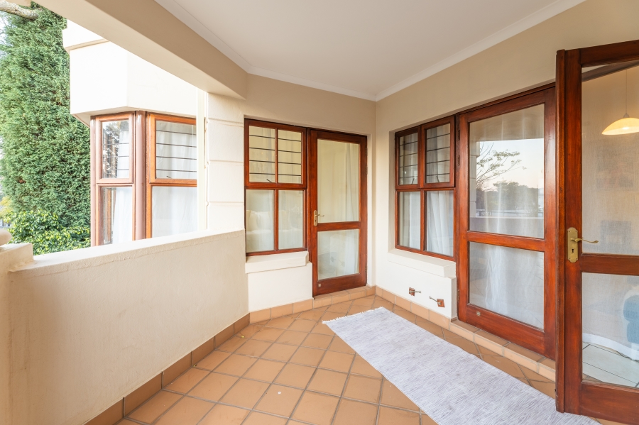 2 Bedroom Property for Sale in Bryanston Gauteng