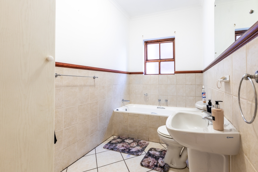 2 Bedroom Property for Sale in Bryanston Gauteng