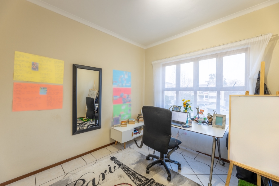 2 Bedroom Property for Sale in Bryanston Gauteng