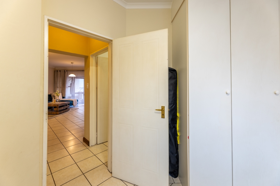 2 Bedroom Property for Sale in Bryanston Gauteng