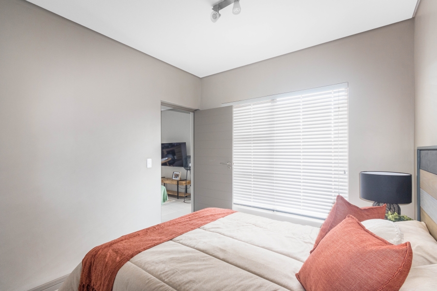 1 Bedroom Property for Sale in Die Hoewes Gauteng
