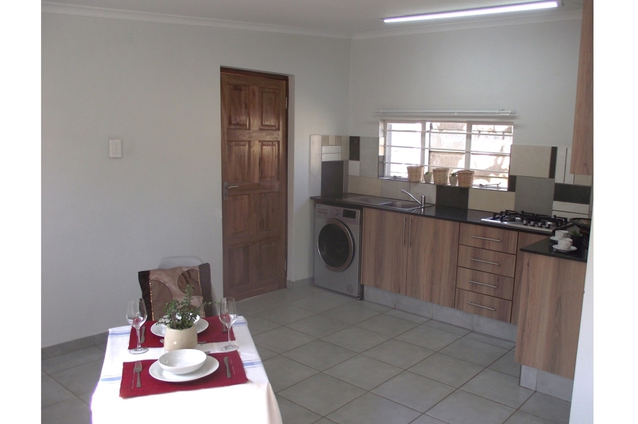 To Let 2 Bedroom Property for Rent in Croydon Gauteng