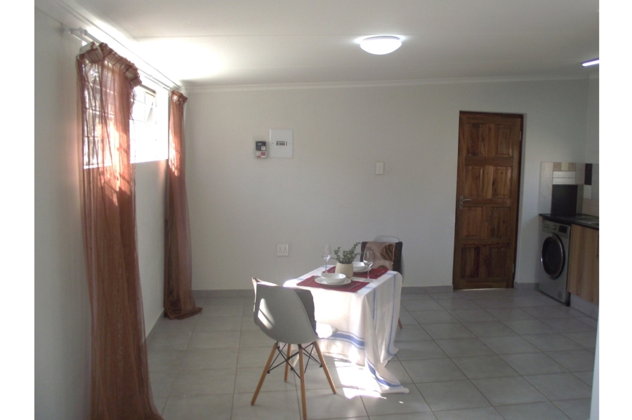 To Let 2 Bedroom Property for Rent in Croydon Gauteng