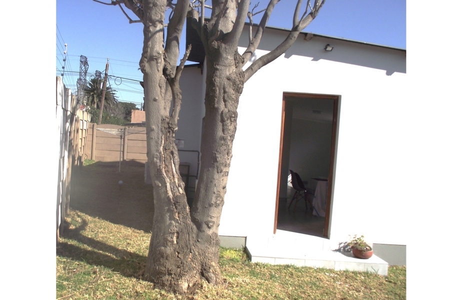 To Let 2 Bedroom Property for Rent in Croydon Gauteng