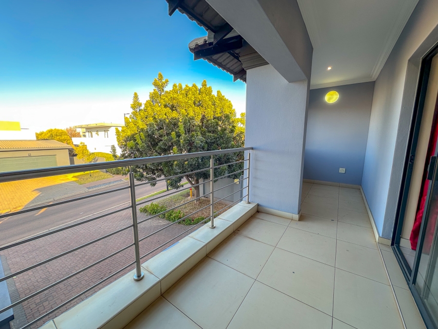 To Let 5 Bedroom Property for Rent in Midstream Ridge Gauteng