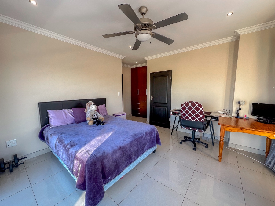 To Let 5 Bedroom Property for Rent in Midstream Ridge Gauteng