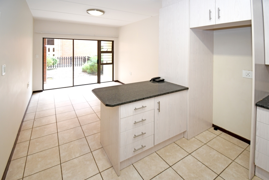 1 Bedroom Property for Sale in Olivedale Gauteng