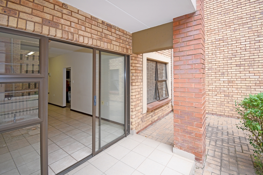 1 Bedroom Property for Sale in Olivedale Gauteng