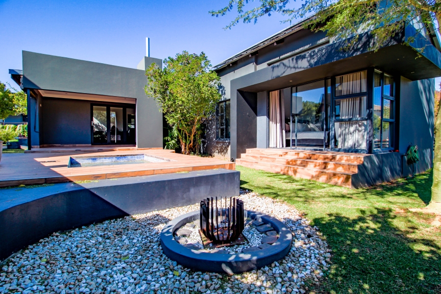 3 Bedroom Property for Sale in Copperleaf Estate Gauteng