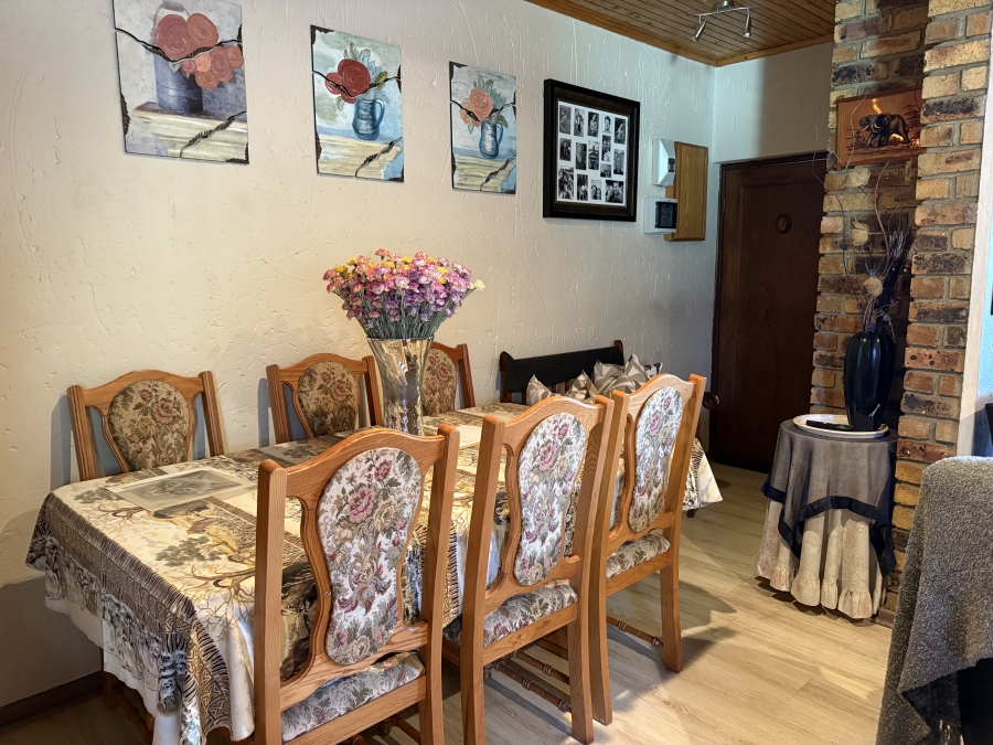 3 Bedroom Property for Sale in Flora Gardens Gauteng