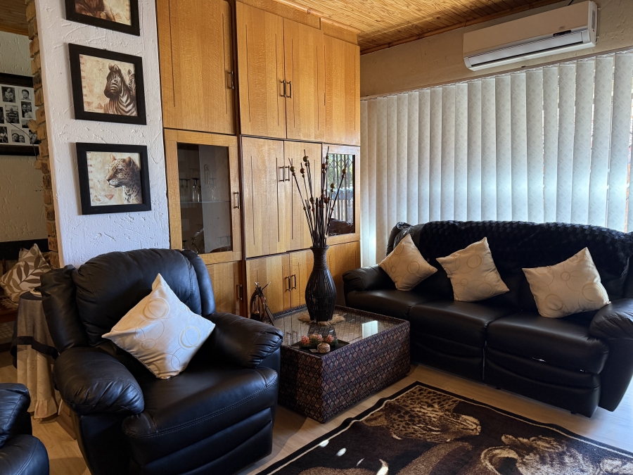 3 Bedroom Property for Sale in Flora Gardens Gauteng