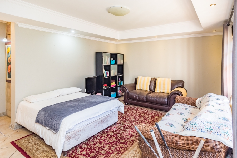 3 Bedroom Property for Sale in Ruimsig Country Estate Gauteng